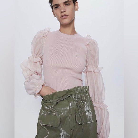 Zara Sweaters - Zara Ruffle Organza Sleeve Sweater